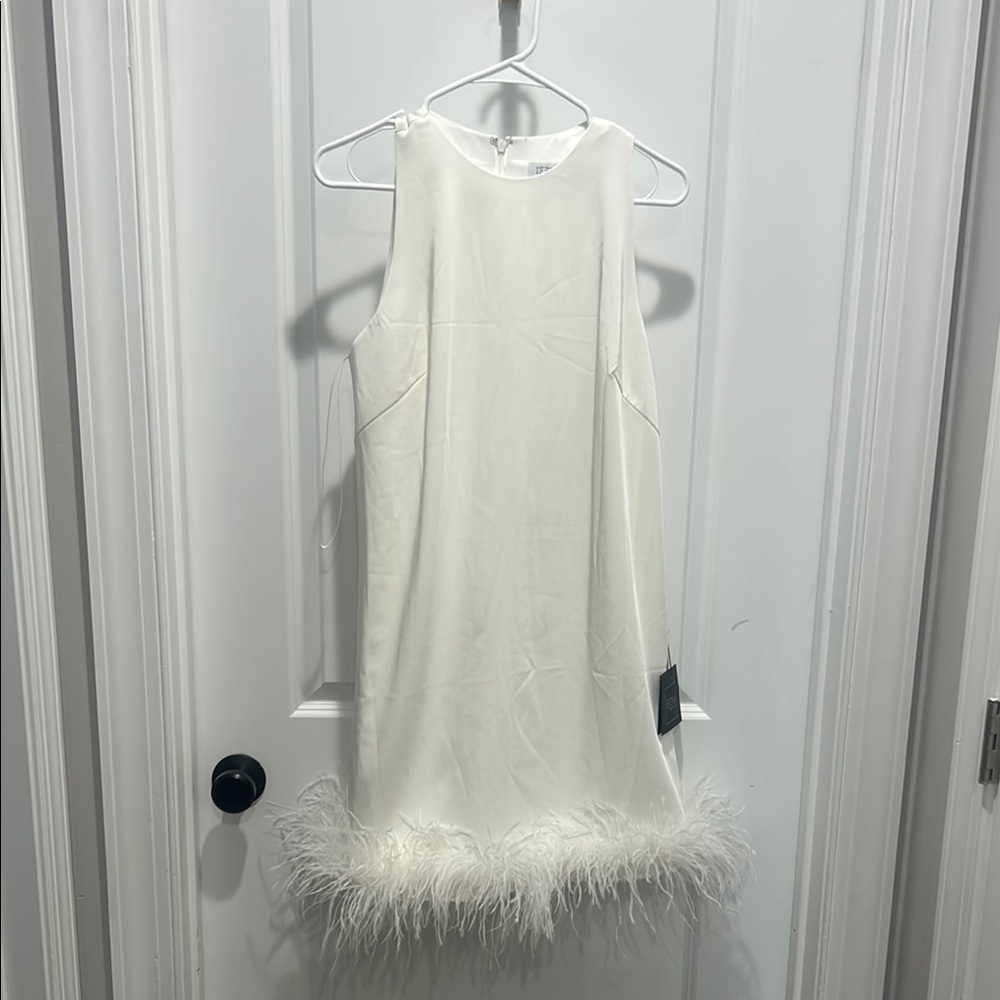 Chic White Feather Hem Dress